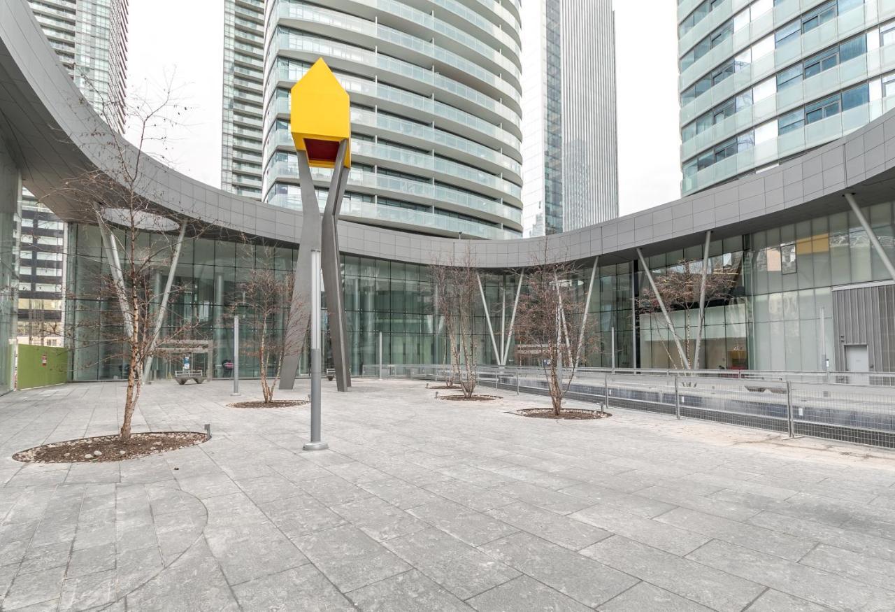 Marvelous Apartments In The Heart Of トロント エクステリア 写真