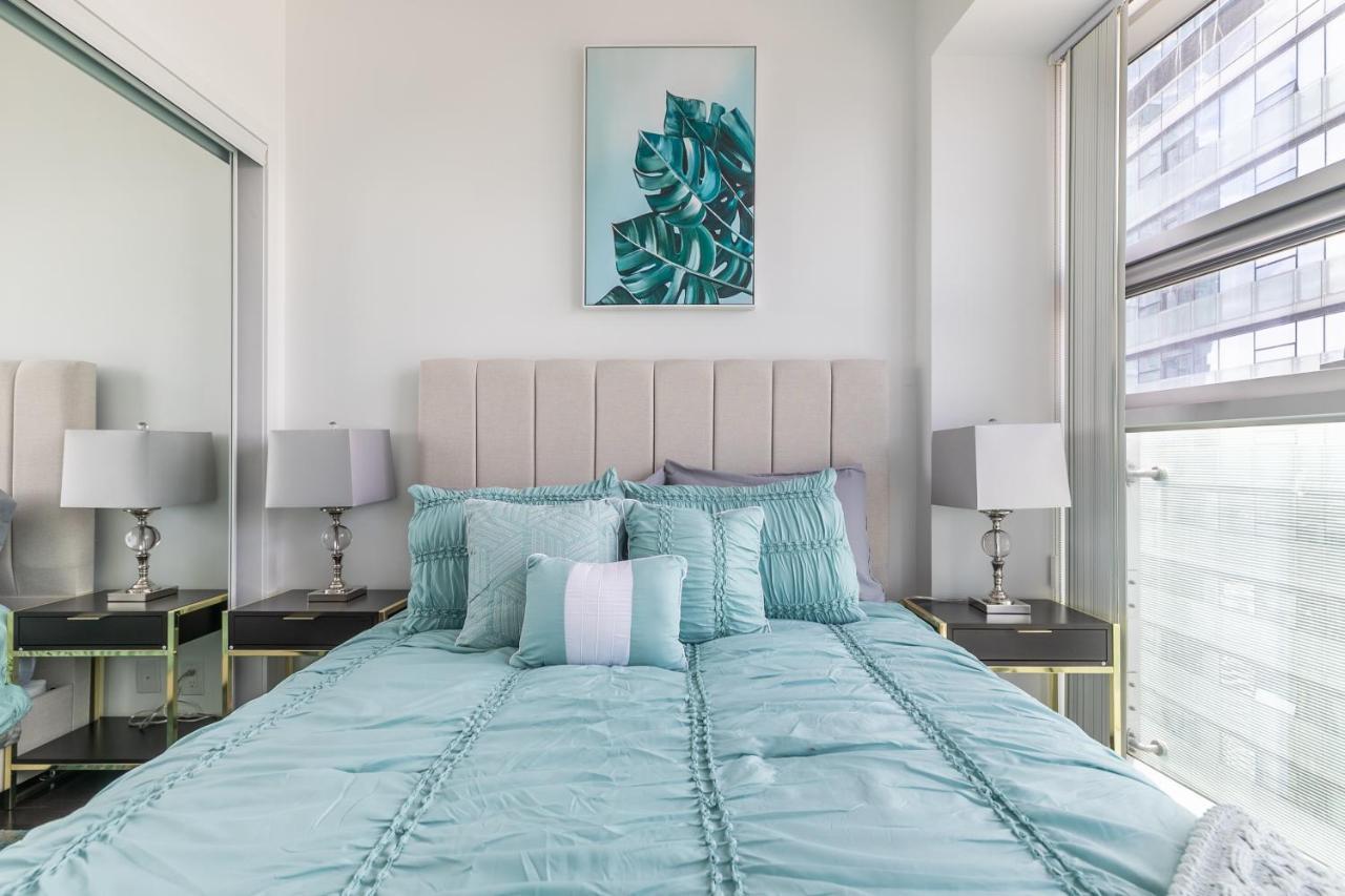 Marvelous Apartments In The Heart Of トロント エクステリア 写真
