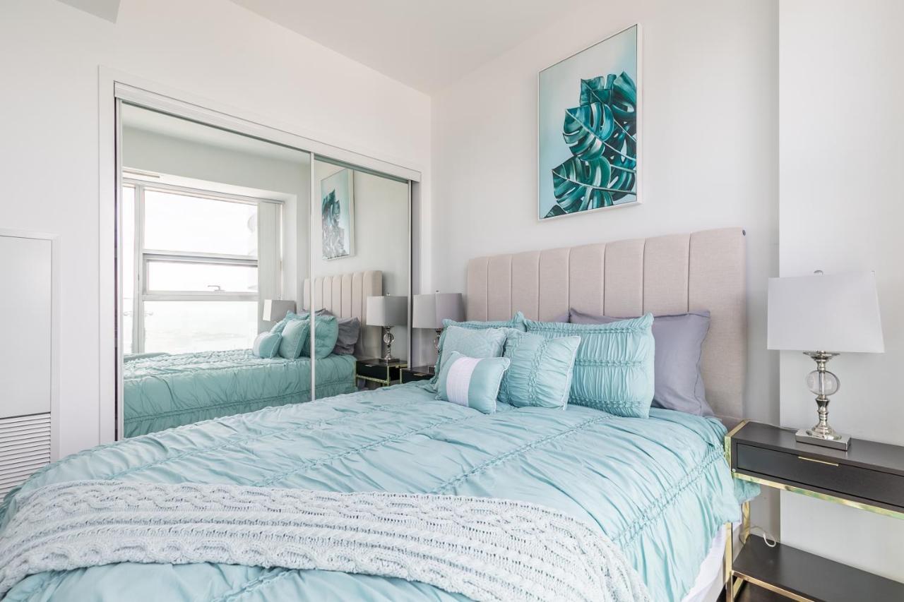 Marvelous Apartments In The Heart Of トロント エクステリア 写真